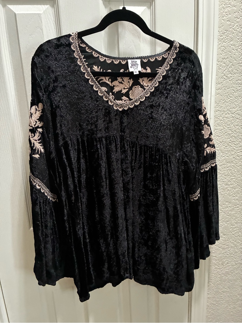ivy jane Black Velvet Blouse with Cream Floral Embroidery